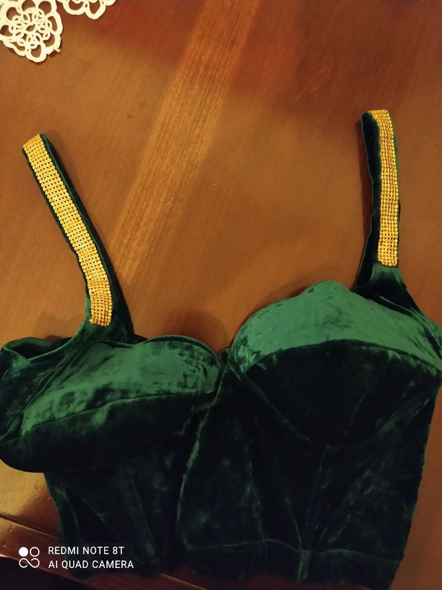 Top in velluto per serate