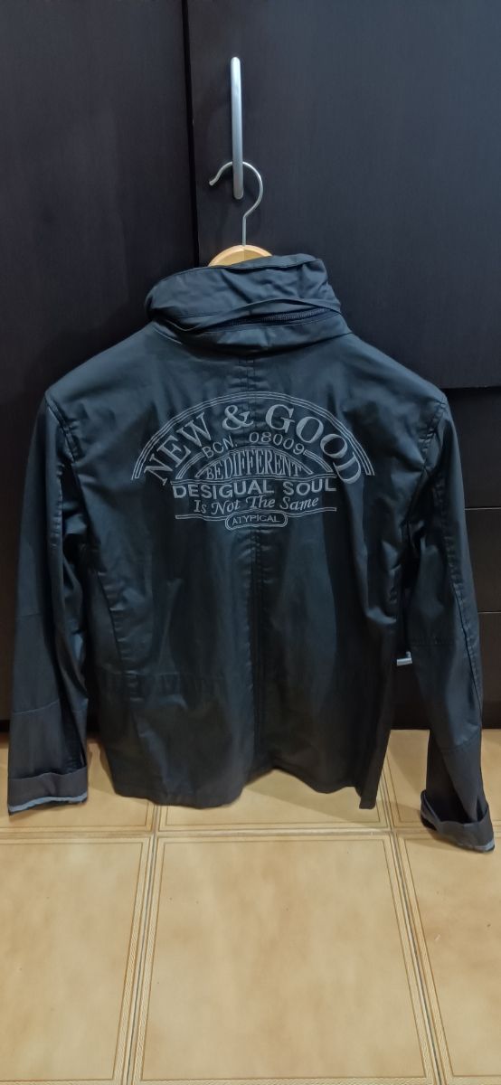 Chaqueta, anorak desigual talla S