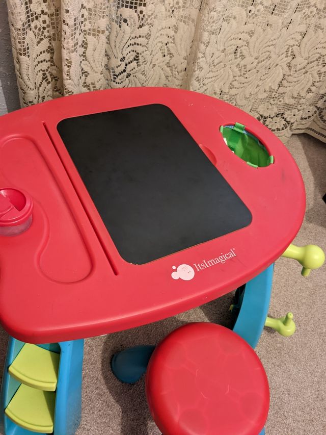 Pupitre+taburete ItsMagical