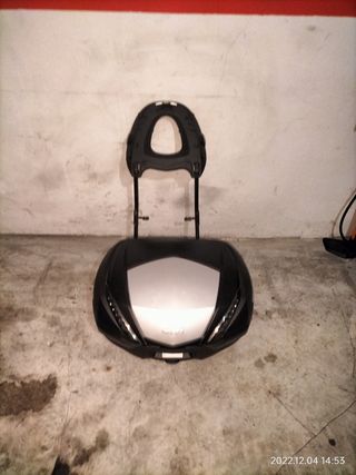 COFRE GIVI PARA MOTO