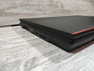 Portátil Fujitsu A574 i5 4300M 8GB 256SSD
