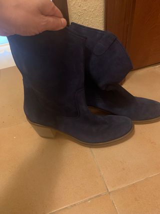 Botines azules piel