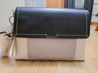 Bolso parfois Nuevo, Gris y Negro