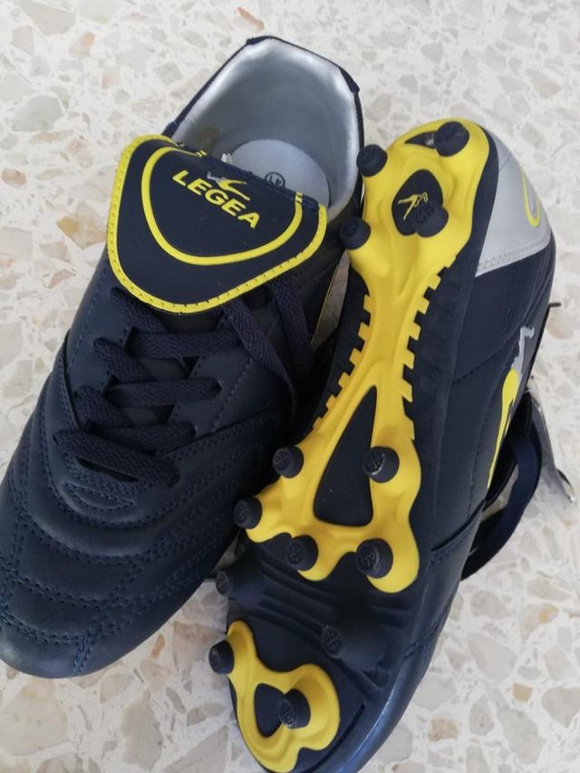 Scarpe da calcio Legea - Nuove.