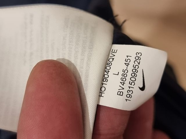 cazadora Nike acolchada