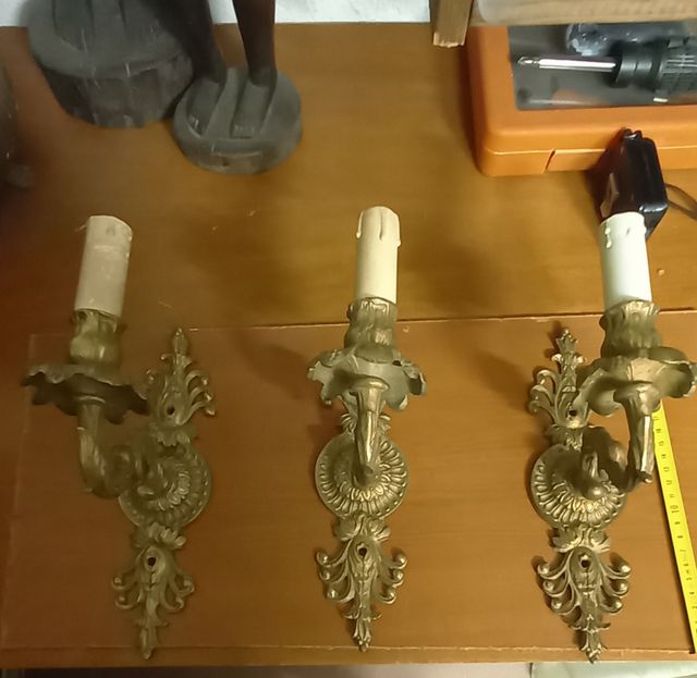 N.3 Applique in Ottone