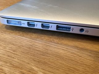 Apple MacBook Pro 13" Retina A1502 8GB RAM/256GB 