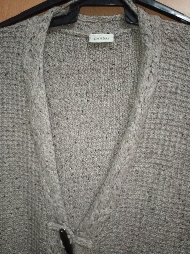 Rebeca marrón brillante