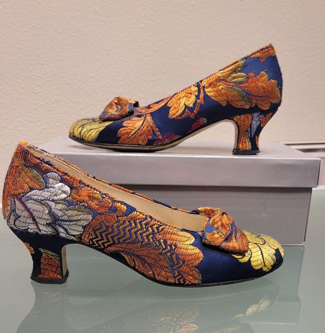 Zapatos artesanales de fallera