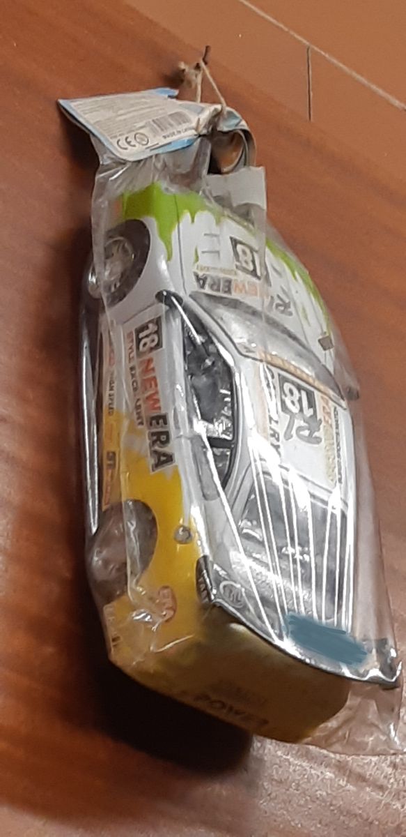 Coche vintage años 70 de juguete rally