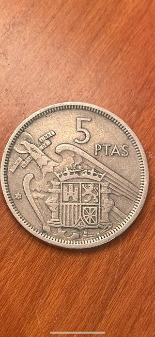  Moneda con error 5 pesetas 1957 * 58 