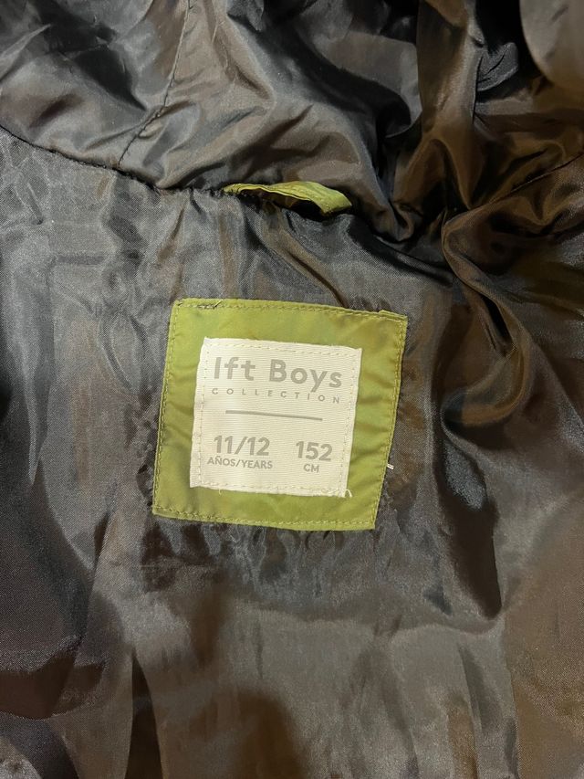 Plumífero verde militar