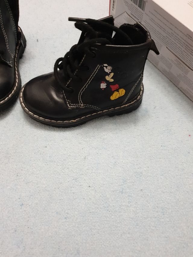 Botines Negro Mickey Mouse N°20