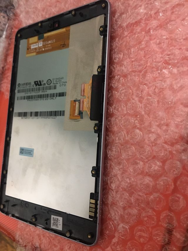 Tablet Asus, buon schermo, solo touch screen rotto