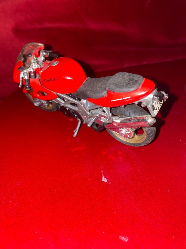 Replica Suzuki