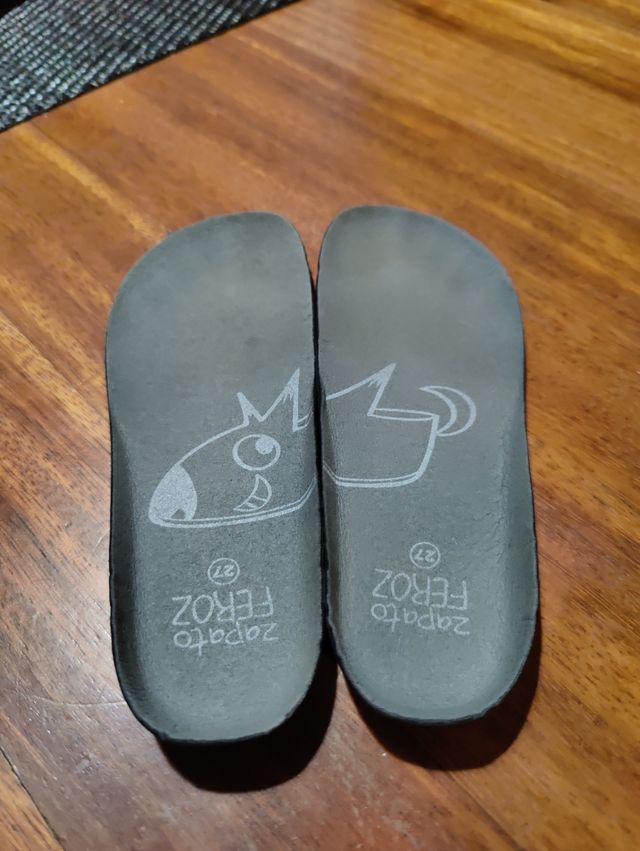 zapato de niño "Zapato feroz" Talla 27