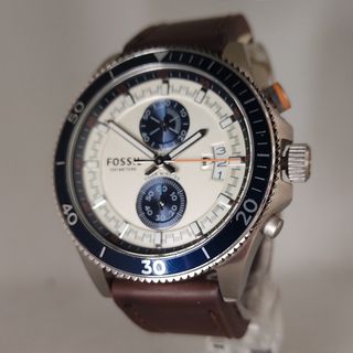 Reloj Fossil 
modelo Wakefield 