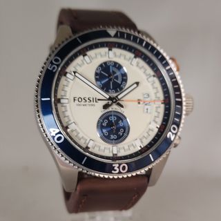 Reloj Fossil 
modelo Wakefield 