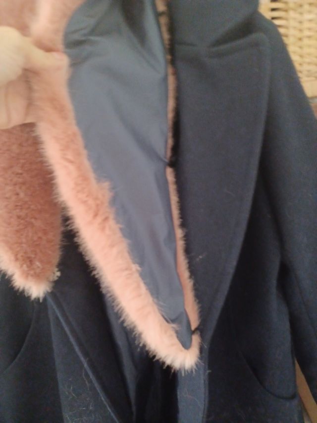 abrigo con cuello extraible