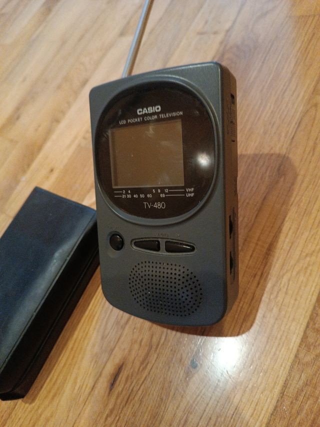 televisión mini analógica