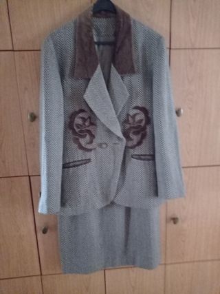 Traje Chaqueta y falda vintage en tweed