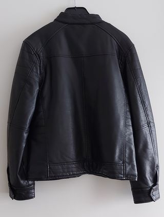 Cazadora negra Losan chico. Talla 16