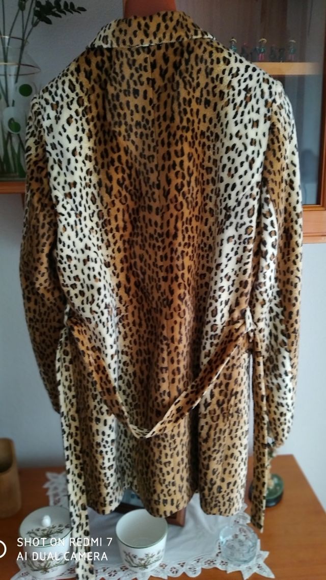 Abrigo Leopardo Sintético.