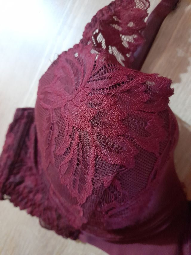 SUJETADOR T/ 95 B. (OYSHO).