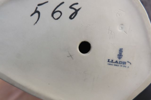 Figura de porcelana Lladró Niña con ocas