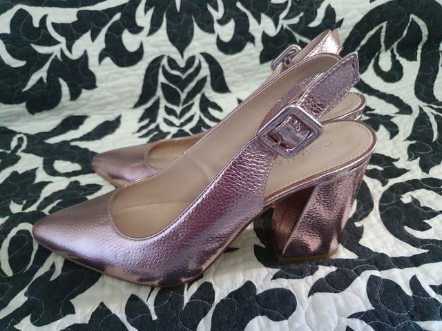 zapatos tacón Rosa charol número 39