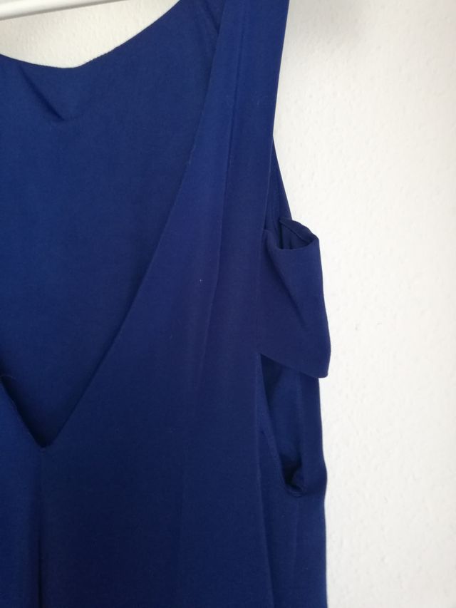 Mono cut out azul de Zara