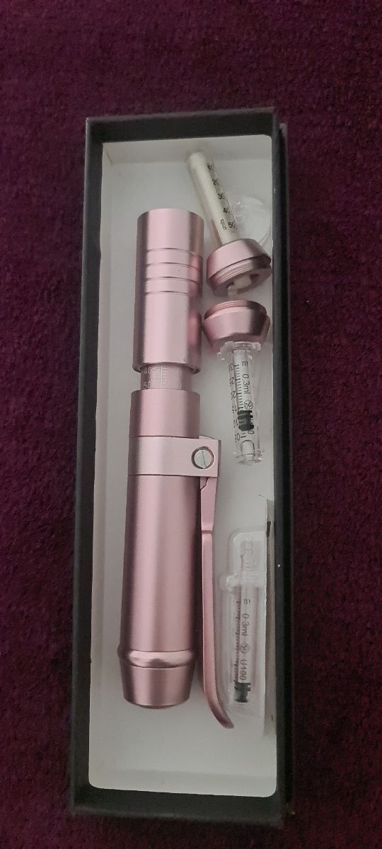 Pluma de ácido hialuronico