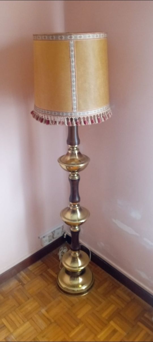 Lampara de pie vintage