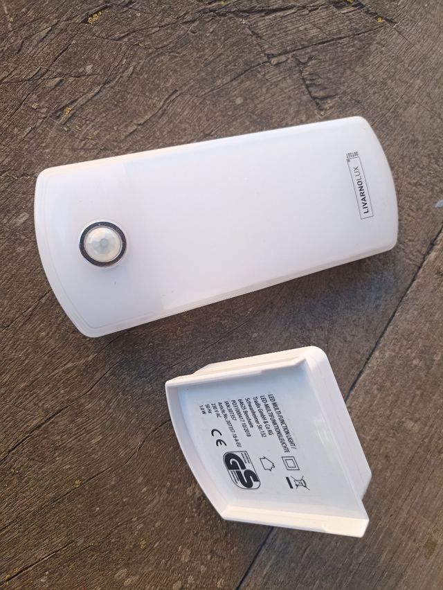 LINTERNA LED RECARGABLE 