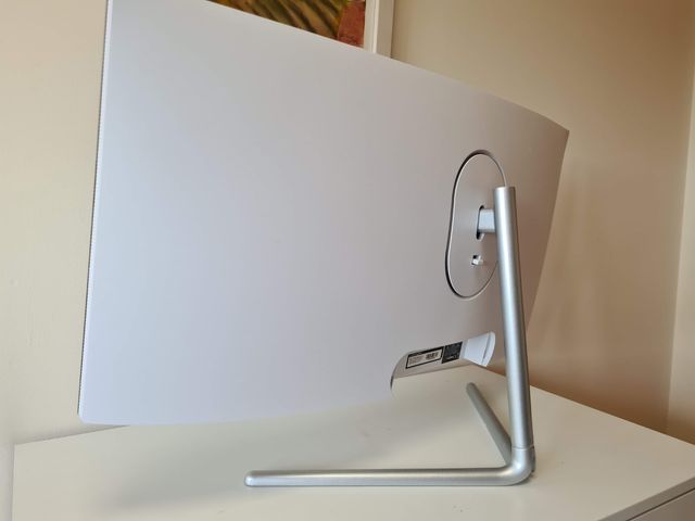 Monitor curvo 34' LC-M34 UWQHD-100-C-V2