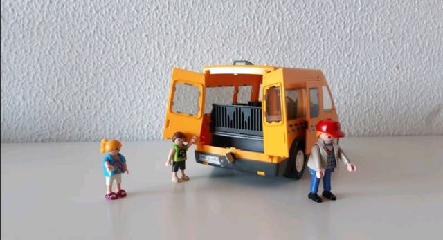 Playmobil. Autobús escolar.