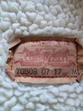 vendo cazadora vaquera levi strauss