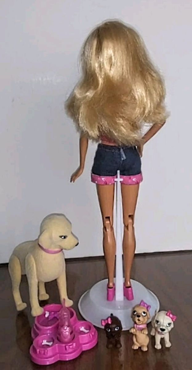 Barbie Luv me 3 puppies y Taffy de 2008