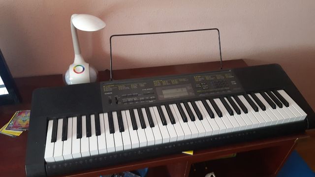 TECLADO ELÉCTRICO CTK2200