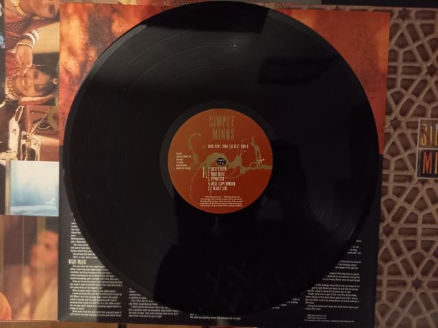 Nuevo Simple minds Good news from the next world