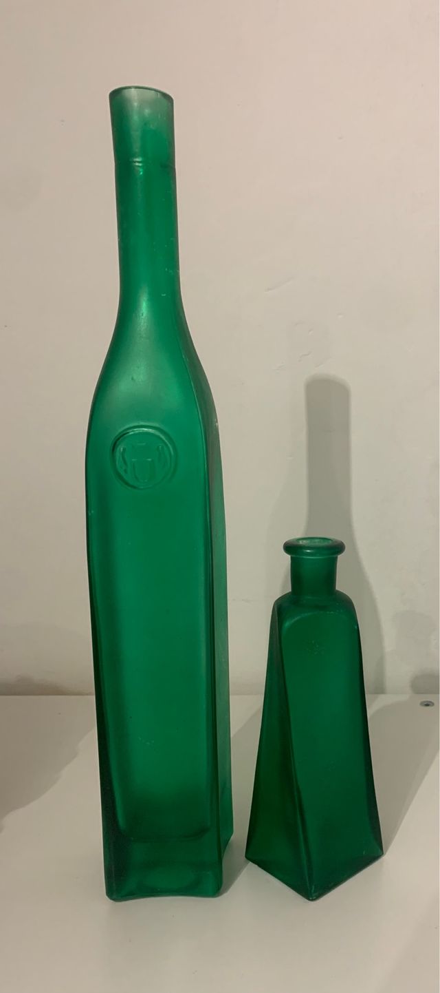 2 botellas de decoración