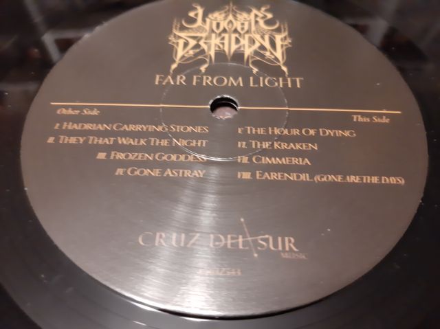 VINILO DE LUNAR SHADOW -FAR FROM LIGHT-