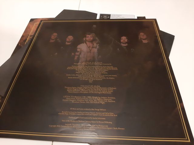 VINILO DE LUNAR SHADOW -FAR FROM LIGHT-