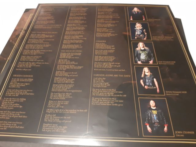 VINILO DE LUNAR SHADOW -FAR FROM LIGHT-