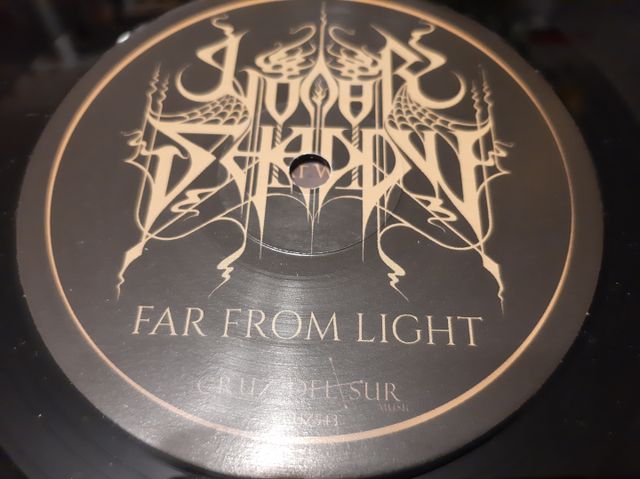 VINILO DE LUNAR SHADOW -FAR FROM LIGHT-