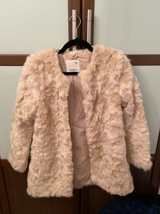 Abrigo beige de pelito