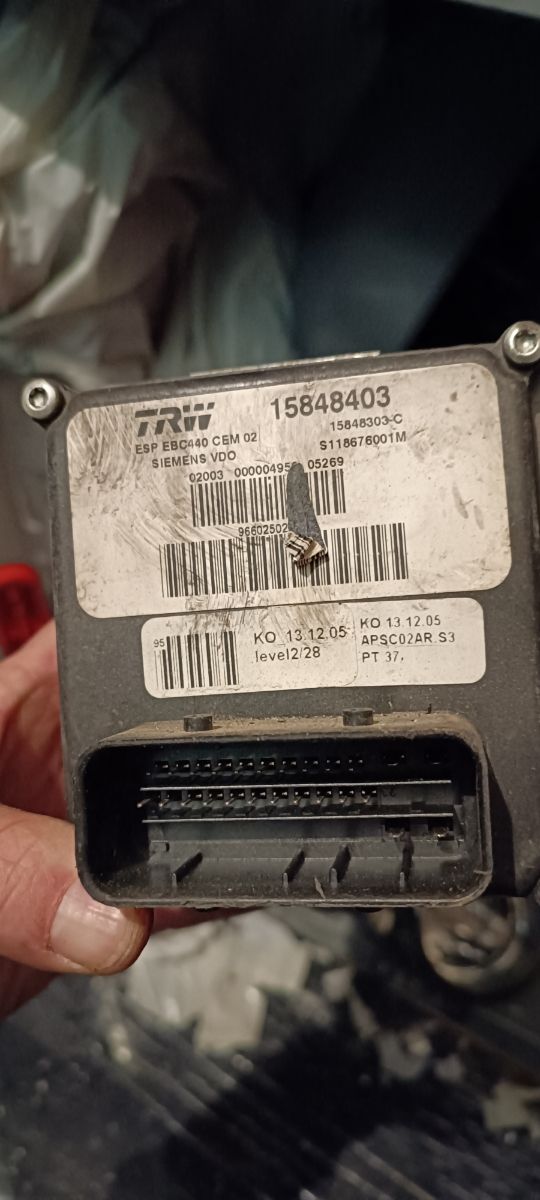 unidad ABS Peugeot 407