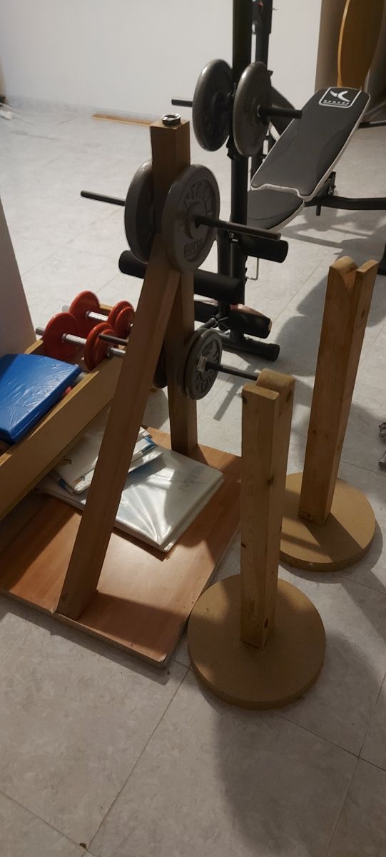 Banco pesas multifuncional.
