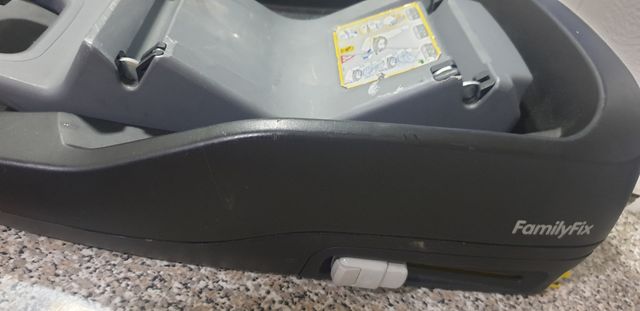 MAXICOSI cabrio fix más base family fix