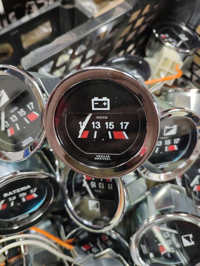 VOLTIMETRO veglia varios modelos 45 € unidad